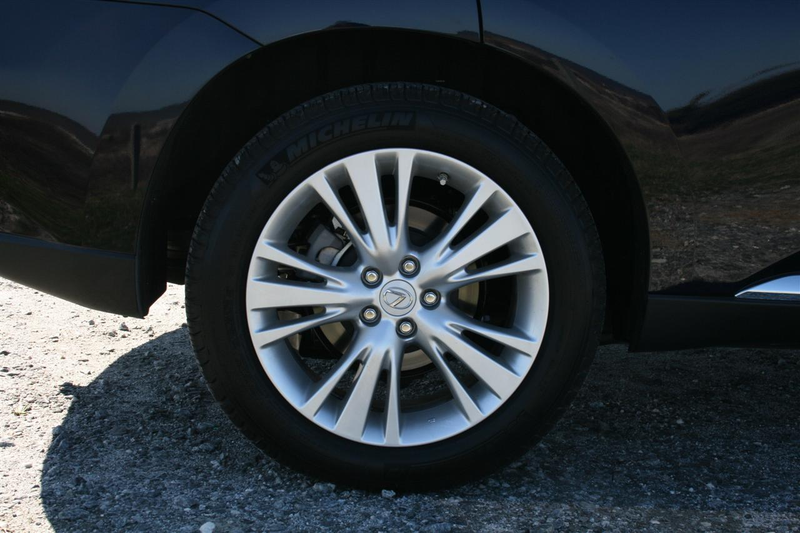 Illustration for article titled 2010 Lexus RX 350, RX 450h: First Drive